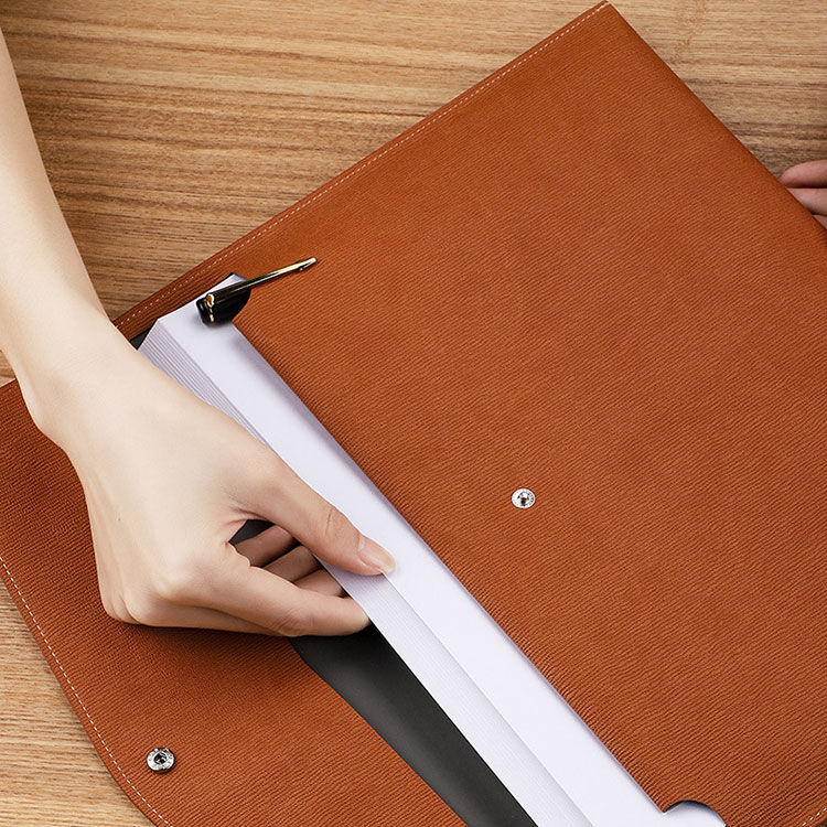Advocate File Bag: ให้โซลูชั่นการจัดการไฟล์ที่มีประสิทธิภาพและสะดวกสบายสำหรับมืออาชีพ